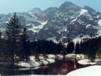 zimowa wyprawa do Morskiego Oka to już wyprawa dla zahartowanych turystów