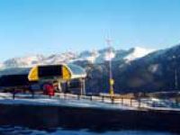 stacja górna wyciągu krzesełkowego - w tle masyw Giewontu